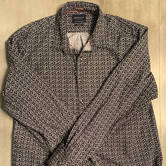 Denim & Flower Tops - Denim & Flower men’s print slim fit shirt. Sz. Lg